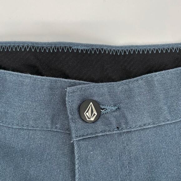 Volcom Chino Shorts 28 Mens Gray Blue Casual True To This Pockets Skateboarding - Picture 2 of 9